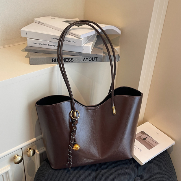 Mørkebrun Sierra shopper set fra siden