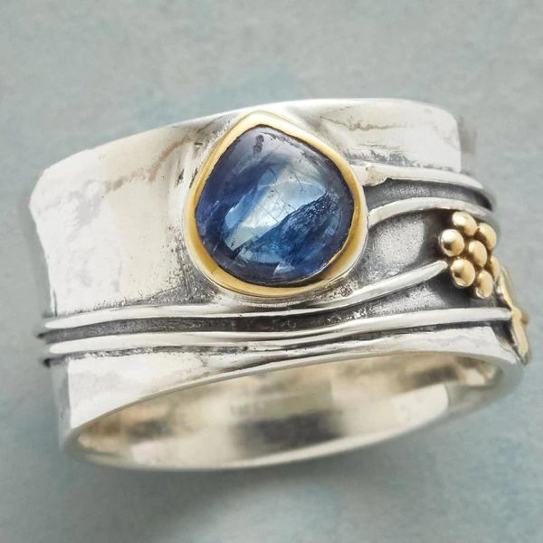 Meditationsbånd | Bred ring i sølvfarve med blå sten – Visning 01