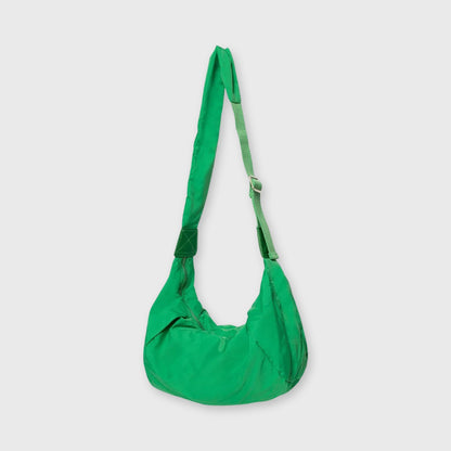 Grøn Baggy nylon crossbody set forfra