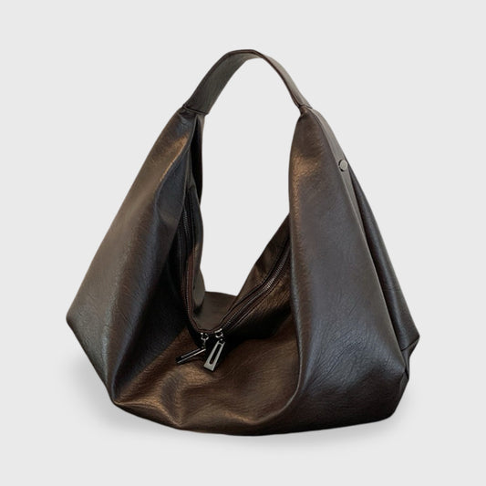 Mørkebrun Baggy oversize skuldertaske set forfra