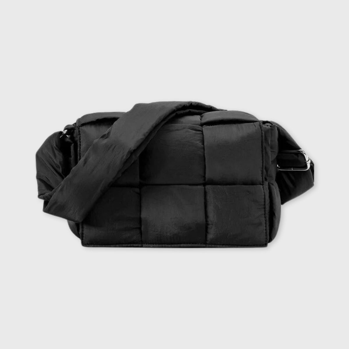 Sort Jane Puffer crossbody-taske set forfra