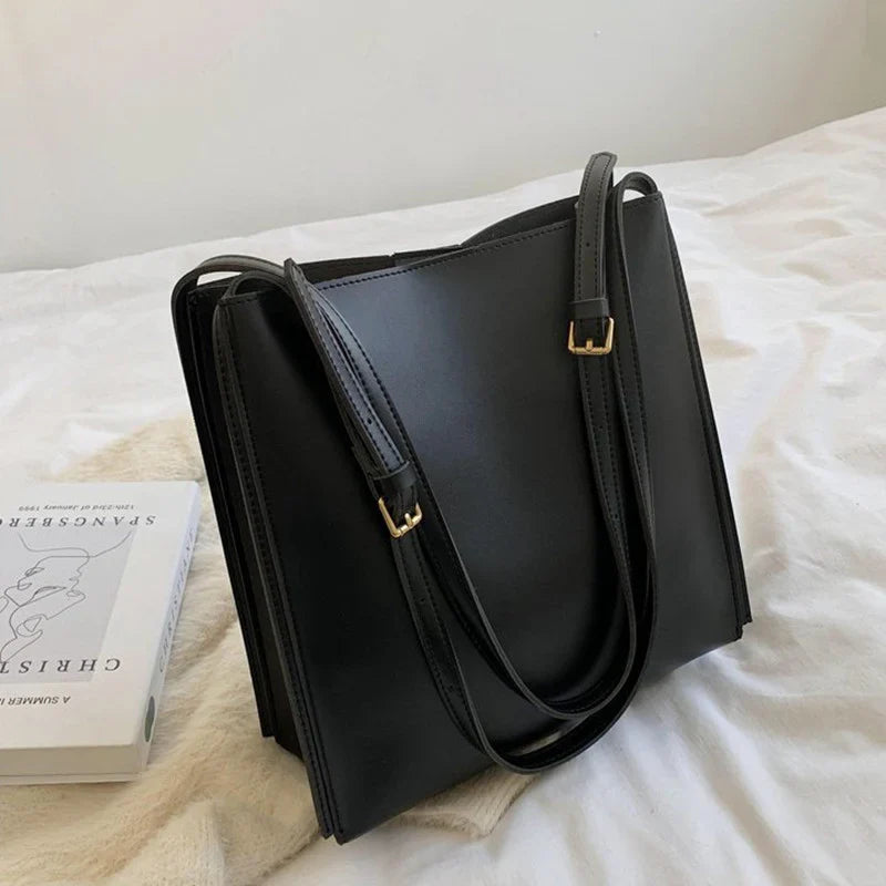 Sort Tote skuldertaske detaljebillede